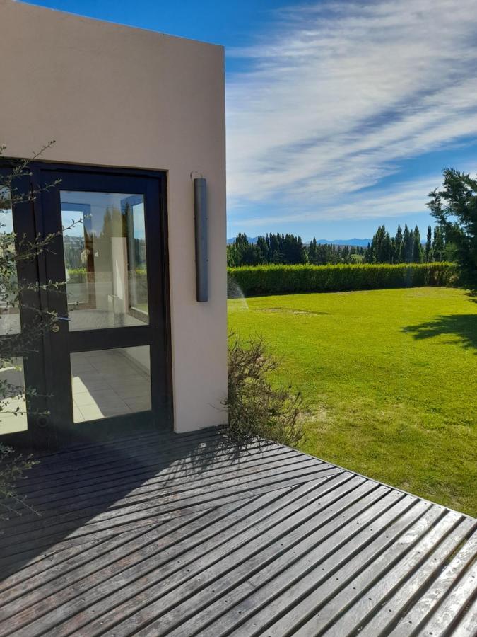 Casa Luminosa Con Parque Y Vista Espectacular Apartment El Calafate Luaran gambar